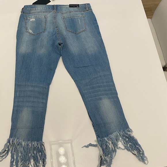 Fashion Nova fringe jeans - Picture 3 of 5